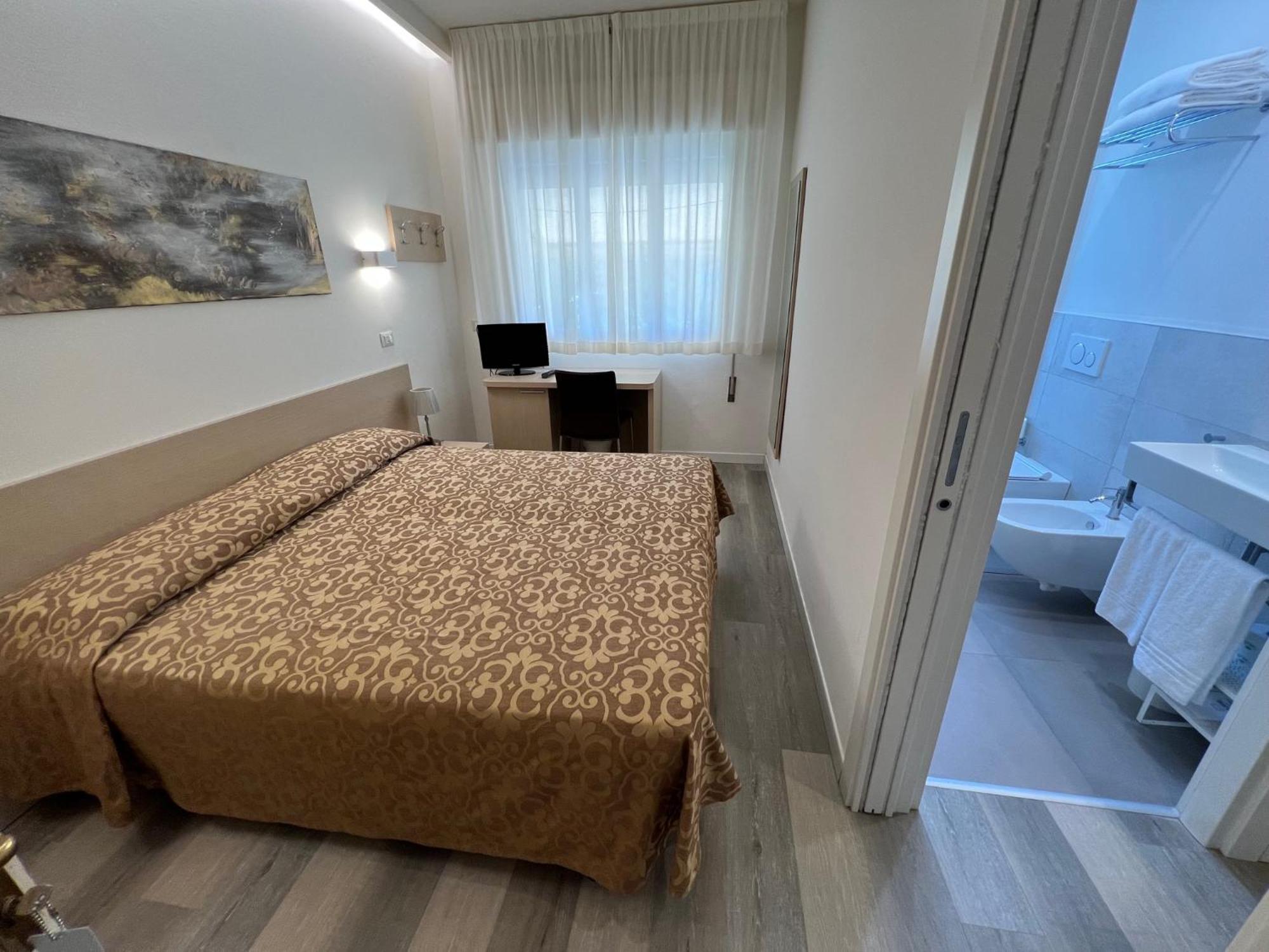 Hotel Castiglione Lignano Sabbiadoro Exterior foto